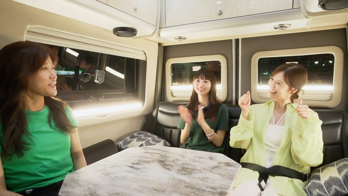 ヒコロヒー、齋藤飛鳥、白石麻衣(C)日本テレビ