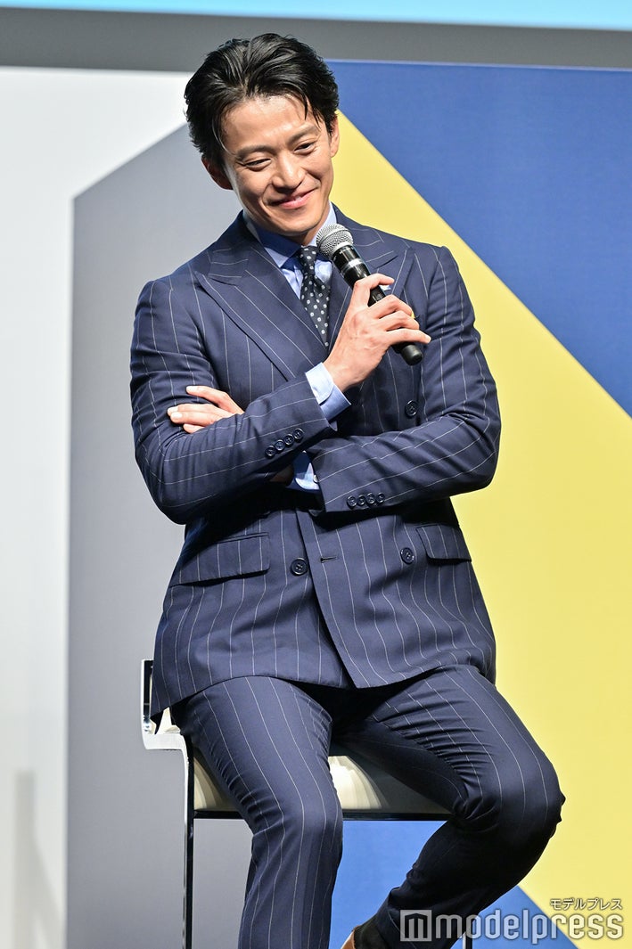 小栗旬（C）モデルプレス