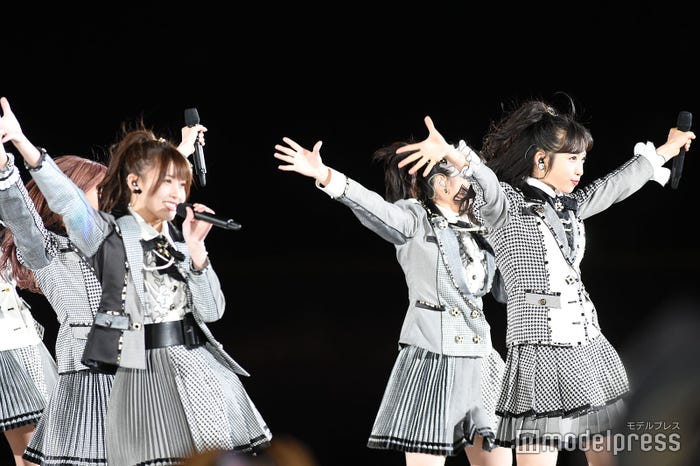 岡部麟、岡田奈々 (C)モデルプレス