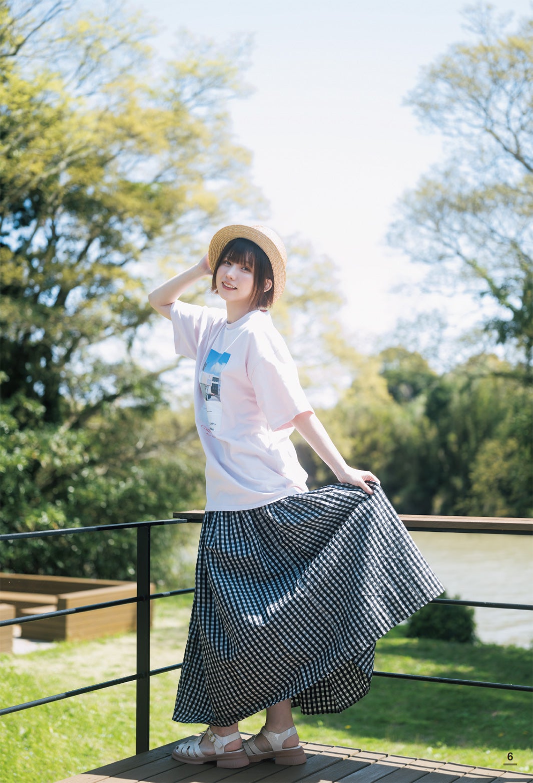 えなこ（画像提供：講談社）