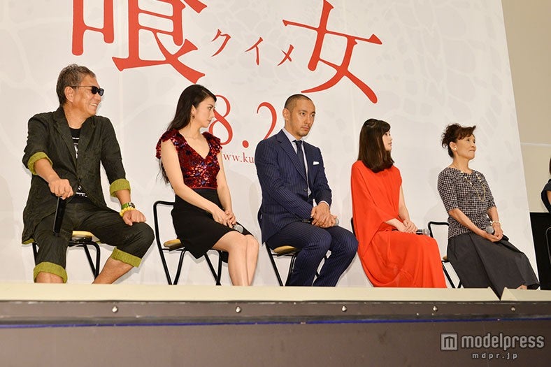 舞台挨拶の様子