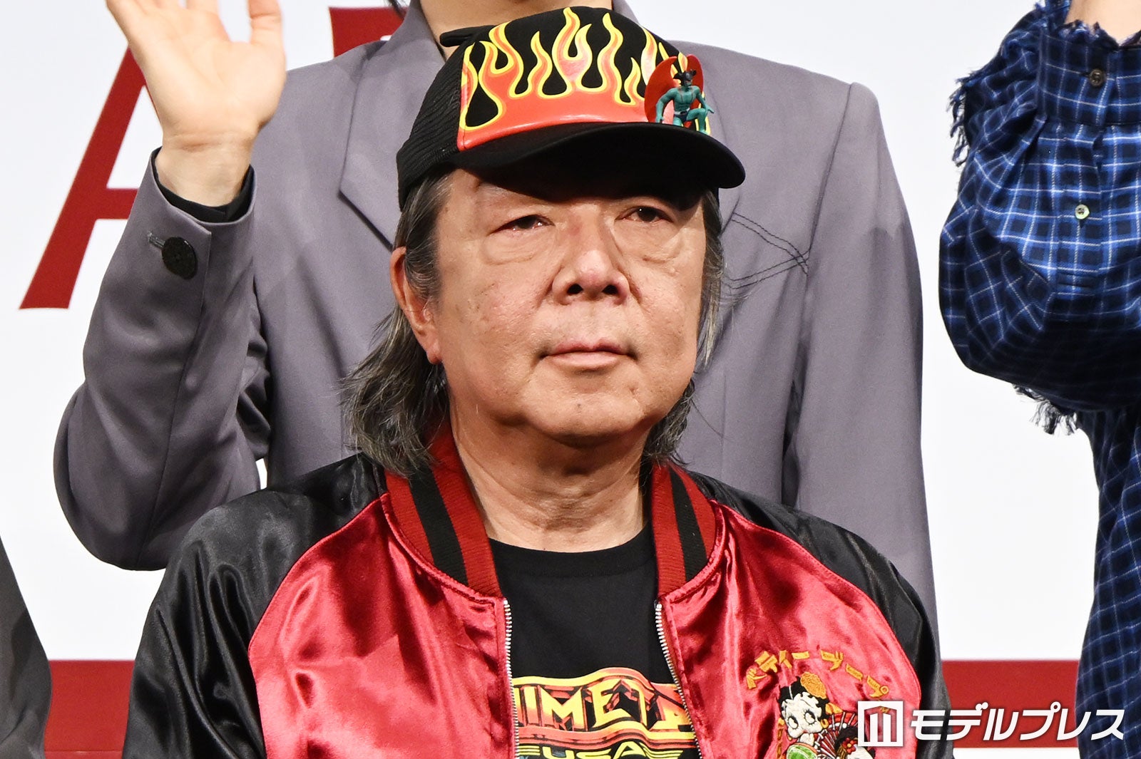 大橋和也を激励した古田新太（C）モデルプレス