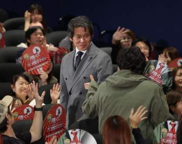 織田裕二「青島、帰ってきました！」青島俊作役は「俳優人生で出会えて良かったNo．1」新「踊る大捜査線」公開初日に感激