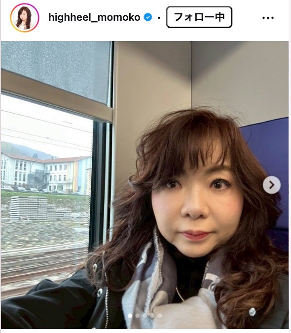 ハイヒール・モモコ、デニムショーパンコーデ披露「着こなしさすが」と反響