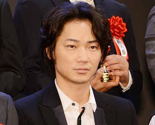 綾野剛「敗北感を抱えながらも次へ」
