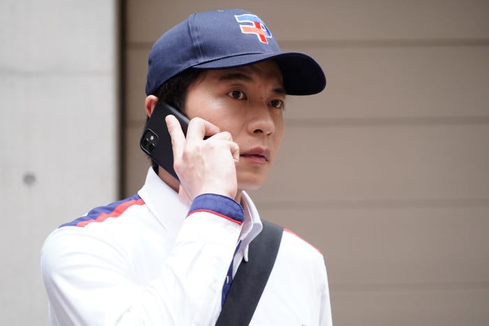 田中圭「ブラックポストマン」第1話より(C)テレビ東京
