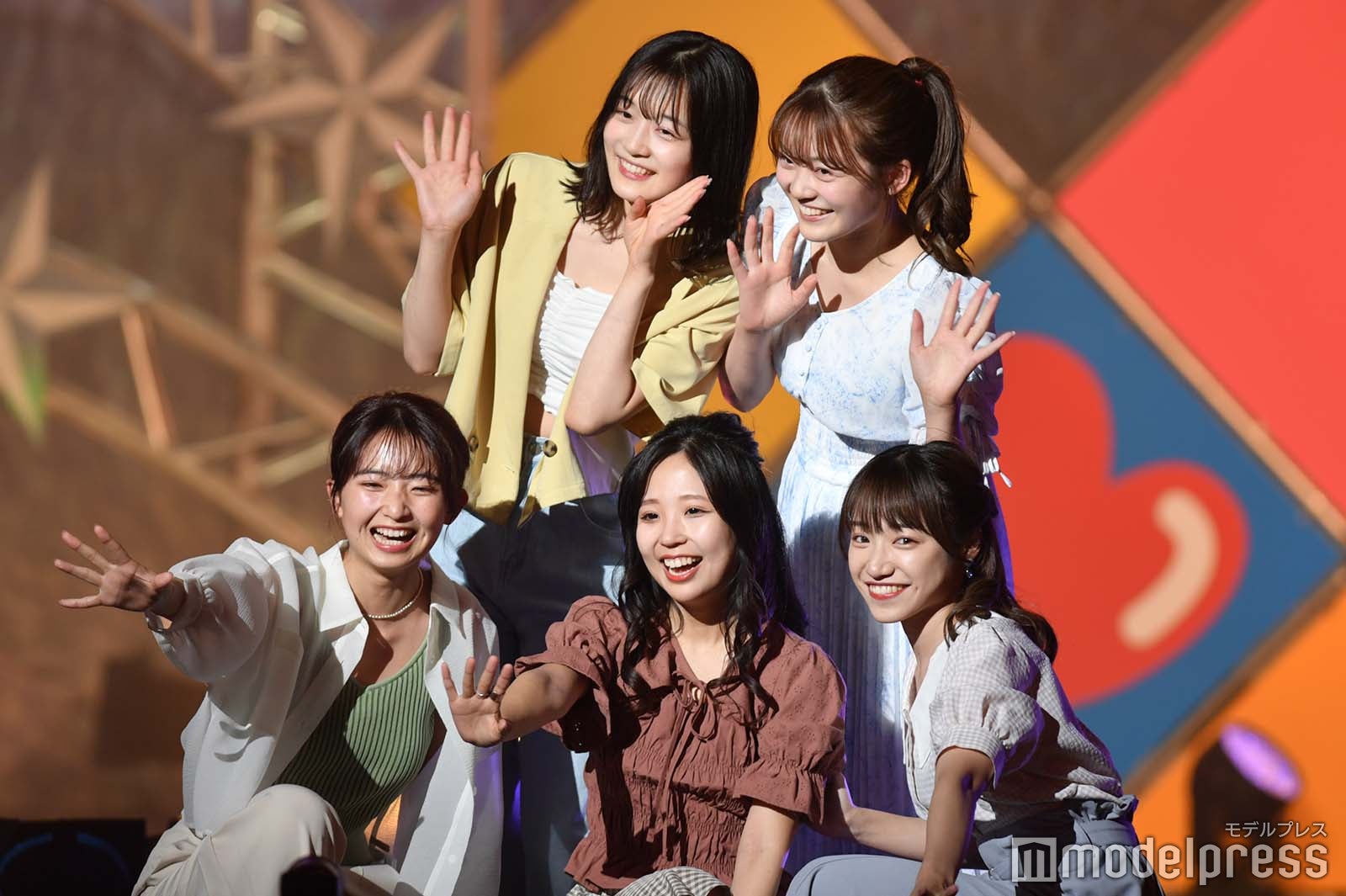「恋んトス」女性メンバー （C）モデルプレス