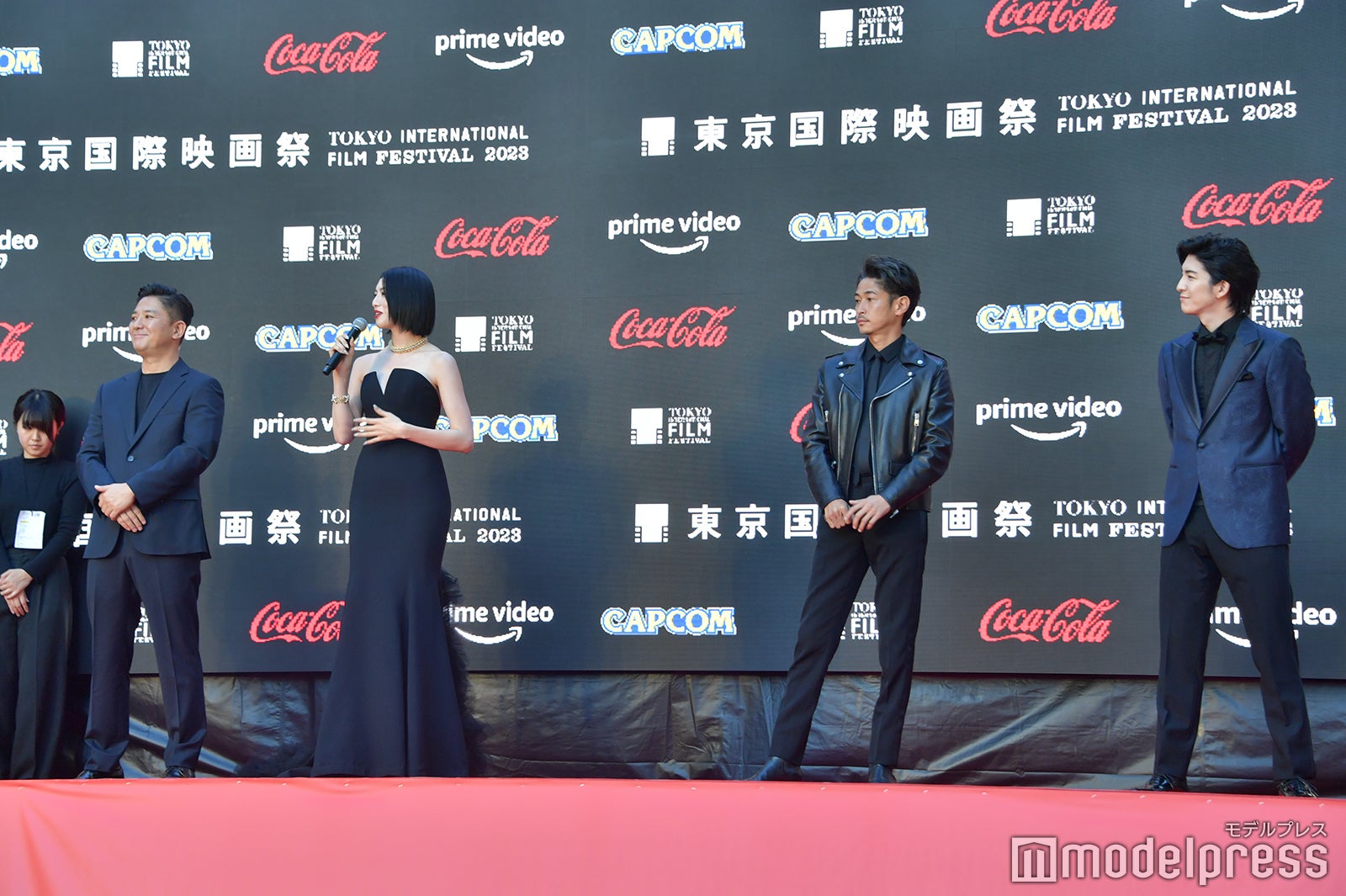 チャン監督、三吉彩花、 窪塚洋介、前田公輝（C）モデルプレス