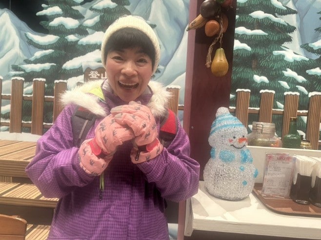 山田花子、息子2人顔出しの夕飯ショット公開「イケメン兄弟」「ポーズがお茶目で可愛い」と反響