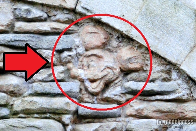 ハッキリとしたミッキーの横顔