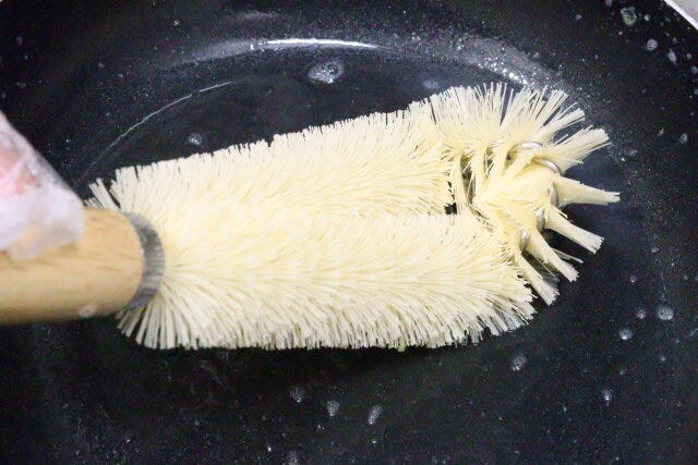 ダイソー 木柄PPたわし ダイソーの木柄PPたわし