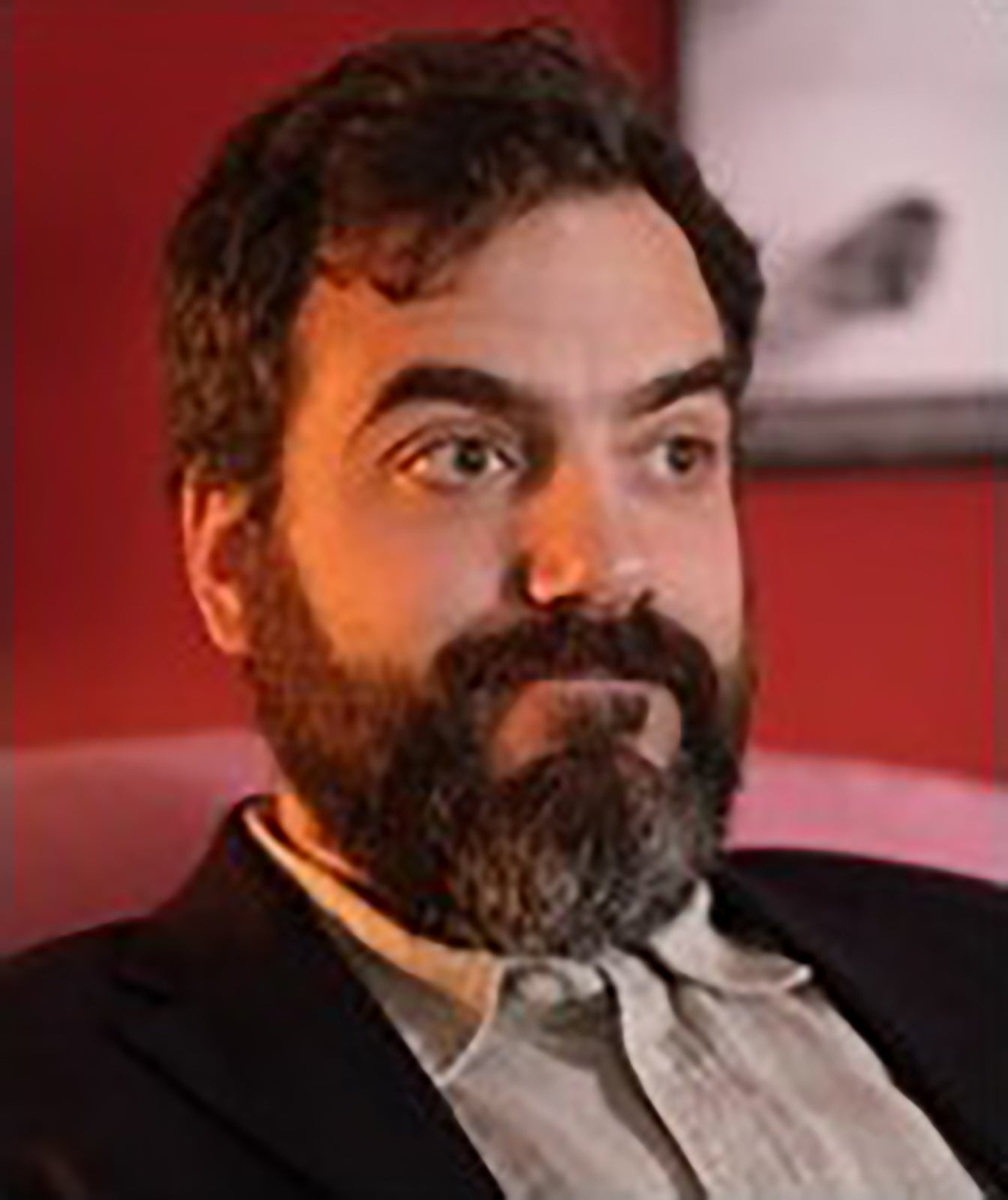 コブ 『超サイテーなスージーの日常』（C）2020 Sky UK Limited. All Rights Reserved.