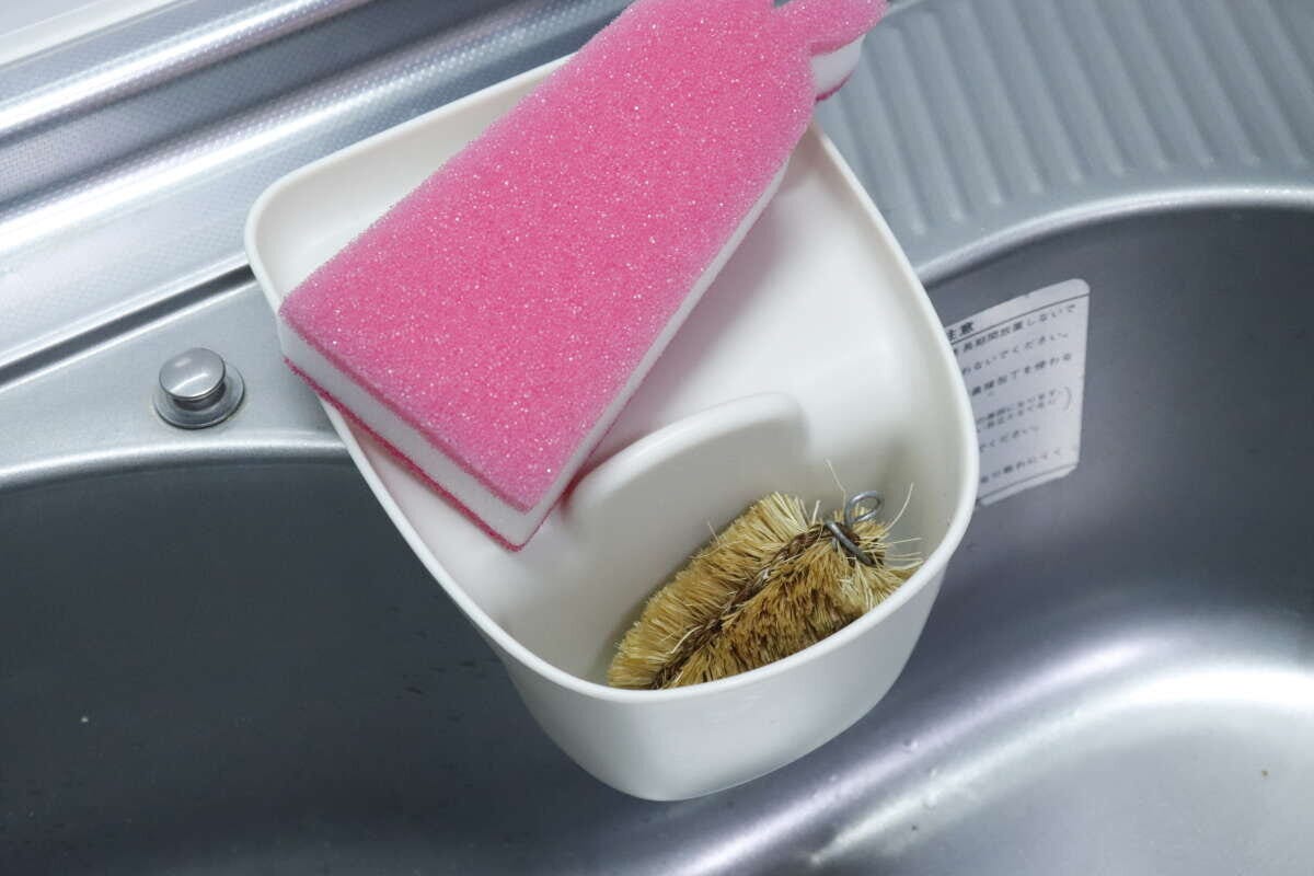 ダイソーのスポンジホルダーの使用例