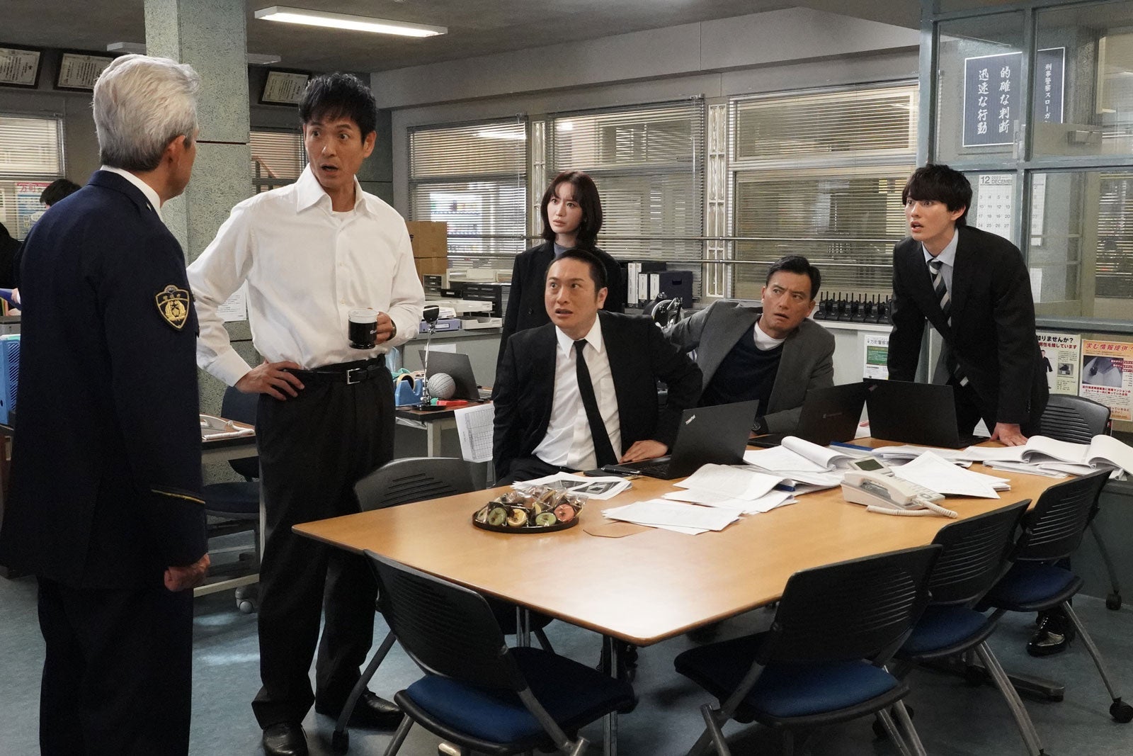 「トクメイ！警視庁特別会計係」第8話（C）カンテレ