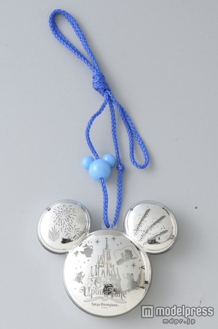 トゥインクルペンダント／￥1,600（C）Disney
