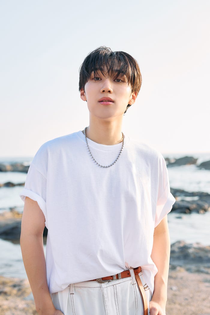 鈴川直弥(C)YK MUSIC ENTERTAINMENT