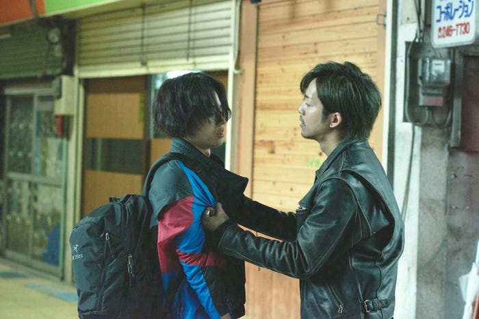 菅田将暉、松坂桃李(C)2017「キセキ ーあの日のソビトー」製作委員会