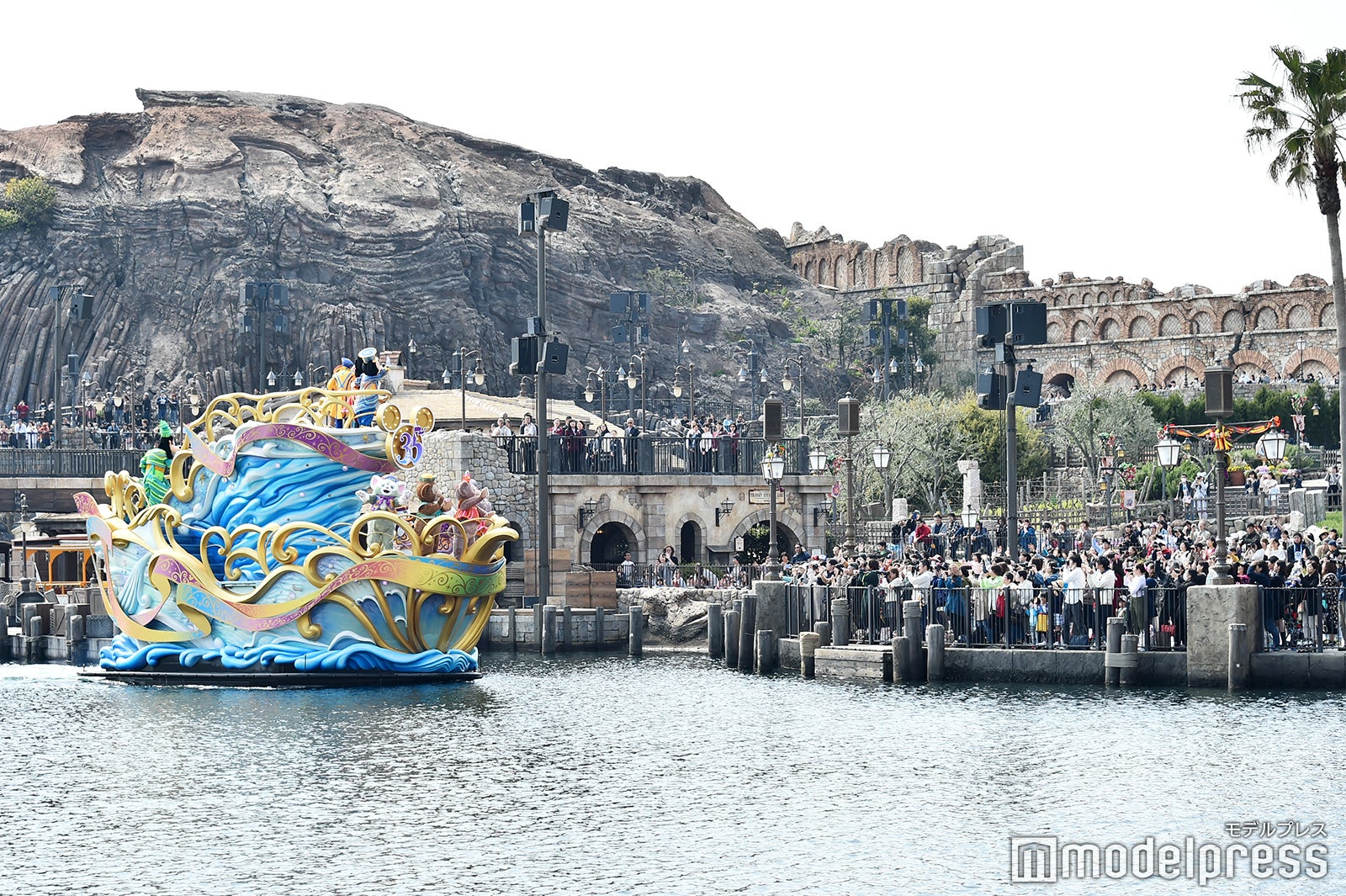東京ディズニーシー／水上グリーティング「ハピエストセレブレーション・オン・ザ・シー」（C）モデルプレス（C）Disney