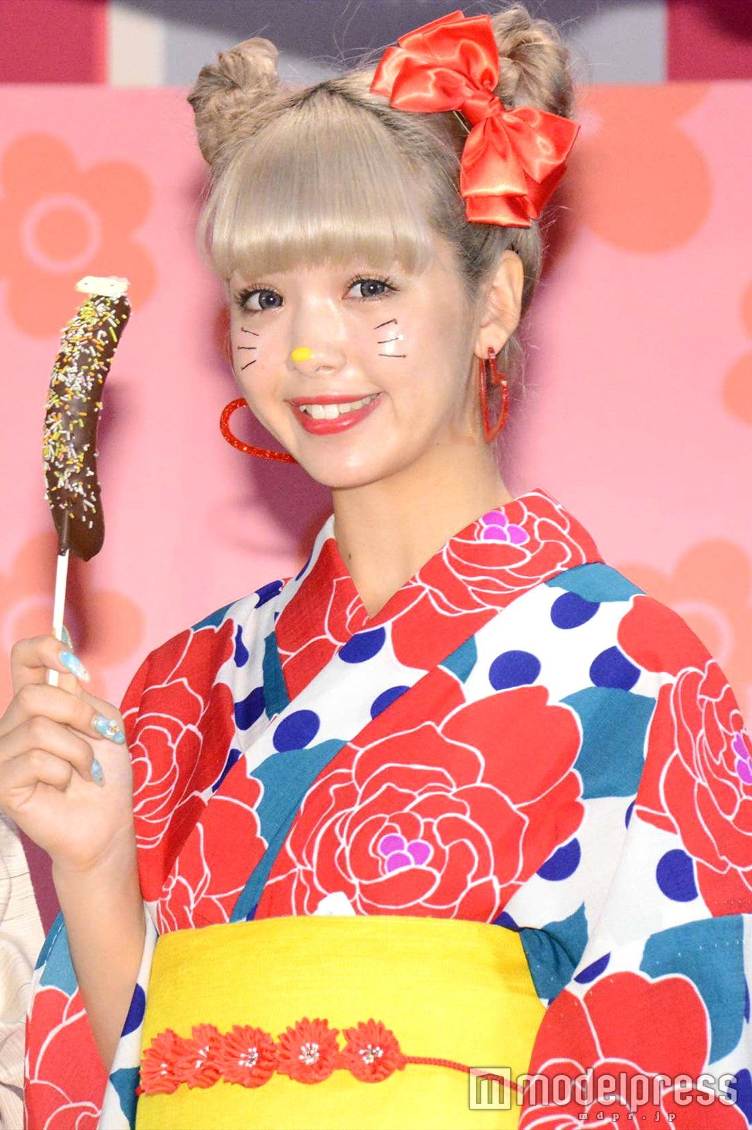 藤田ニコル、最近の恋愛事情は？ハローキティに“おねだり”も（C）モデルプレス