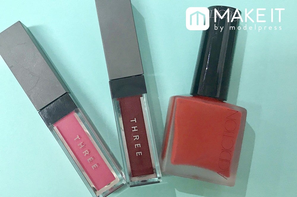 リキッドチーク＝「じゅんわり色っぽ」 (C)メイクイット