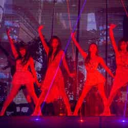 ジゼル、カリナ、ニンニン、ウィンター「aespa LIVE TOUR 2023 ’SYNK : HYPER LINE’ in JAPAN」より（C）上飯坂一