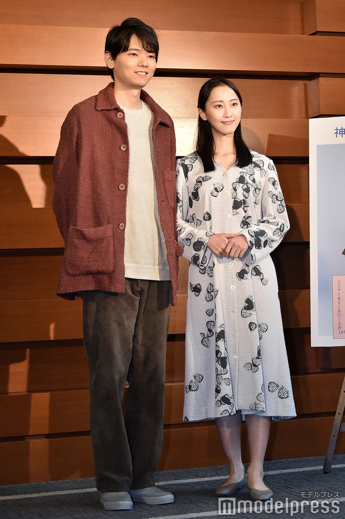 古川雄輝、松井玲奈(C)モデルプレス
