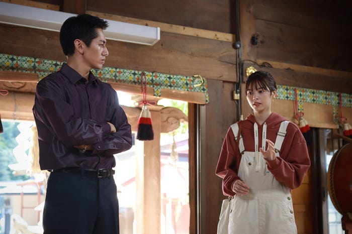 永山絢斗、西野七瀬/「言霊荘」第6話より(C)テレビ朝日