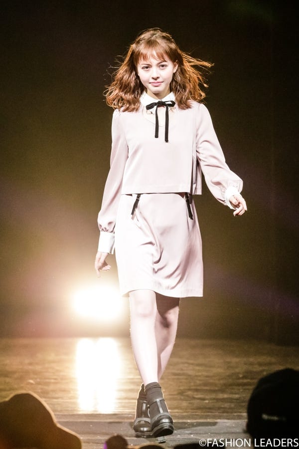 加藤ナナ(C)FASHION LEADERS