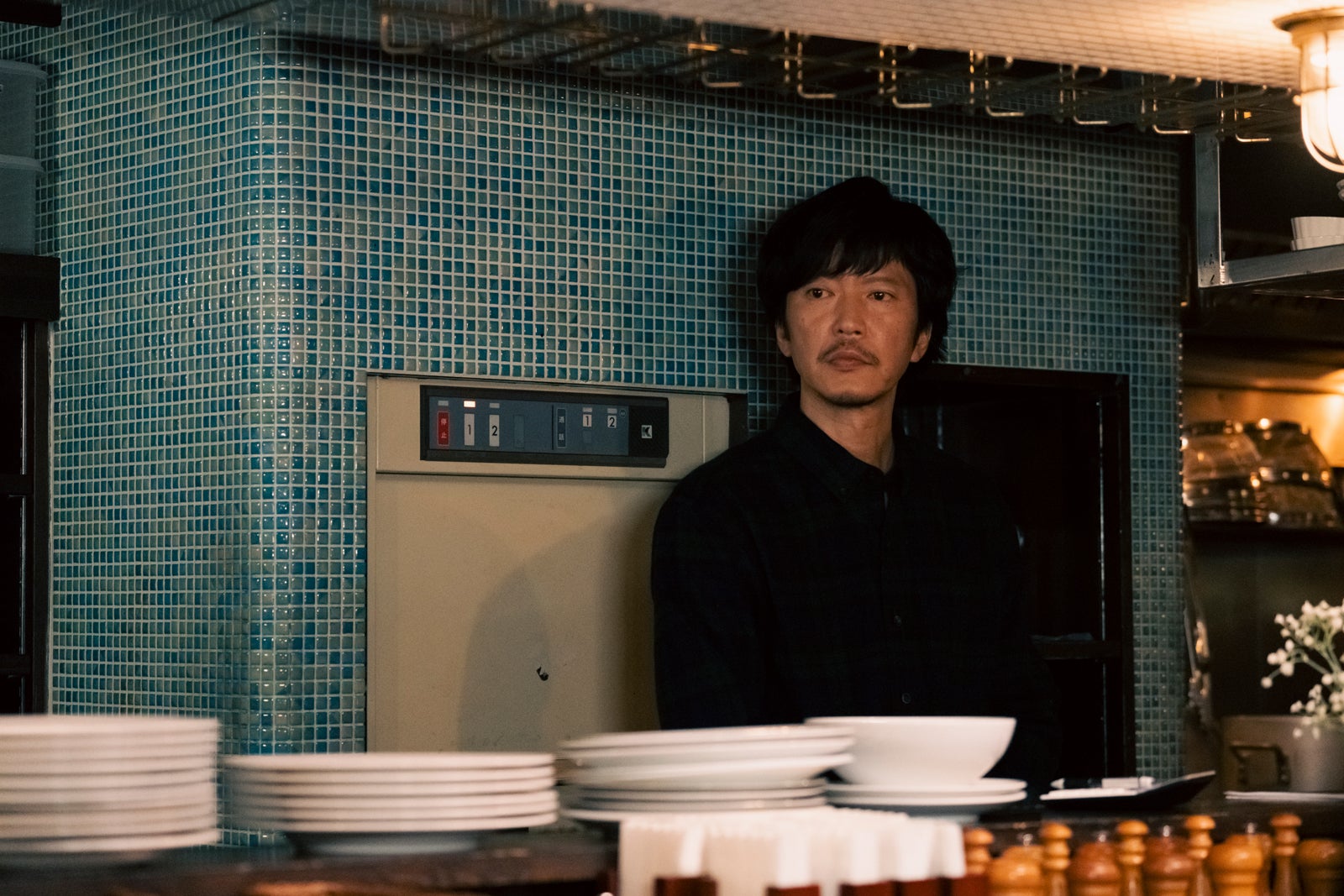 田辺誠一「ハコビヤ」第4話より（C）「ハコビヤ」製作委員会