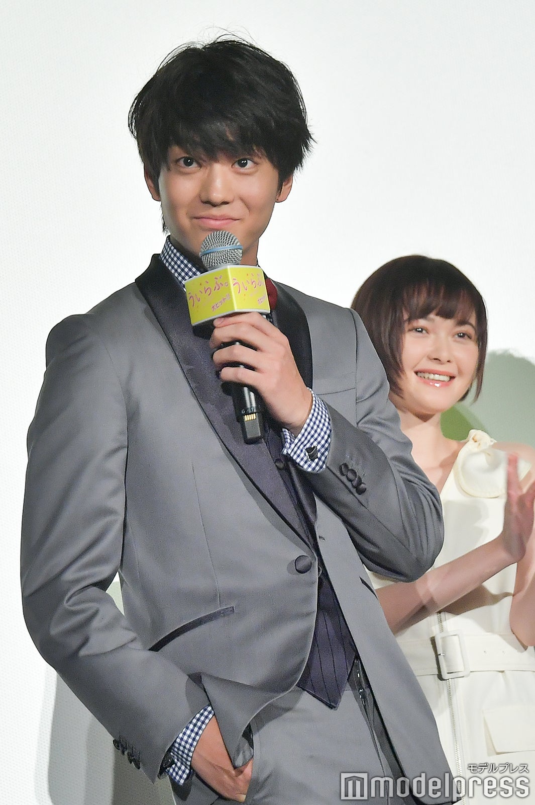 お気に入りシーン実演中の伊藤健太郎 （C）モデルプレス