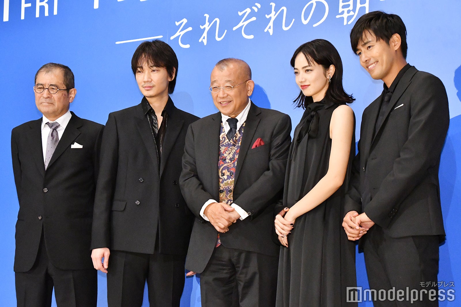 平山秀幸監督、綾野剛、笑福亭鶴瓶、小松菜奈、K （C）モデルプレス