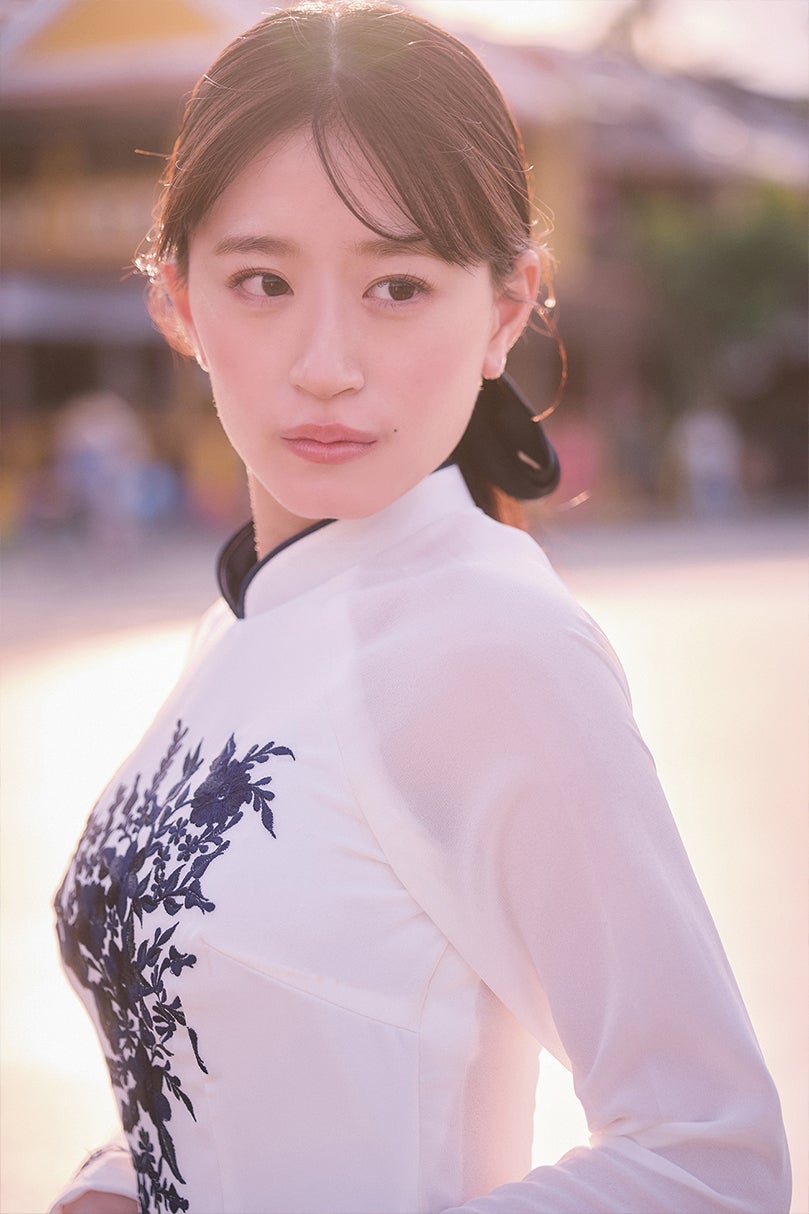 上西怜2nd写真集「私らしさ」発行／イマジカインフォス