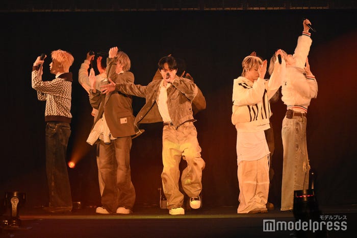 MAZZEL(C)モデルプレス