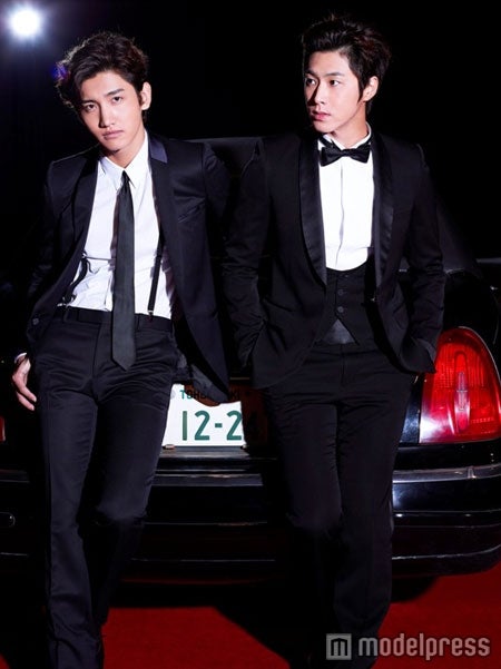 主題歌をつとめる東方神起