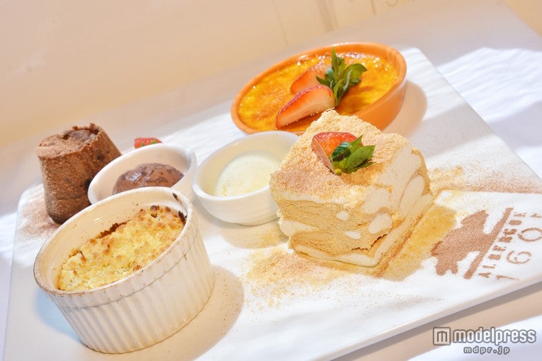 （写真右下）やさしい味の「セラデューラ」も美味しい