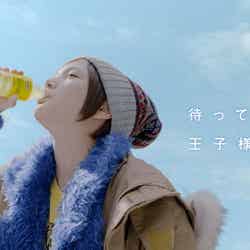 本田翼／ビタミンC補給飲料「C1000」のテレビCM第4弾「宅配便」篇より