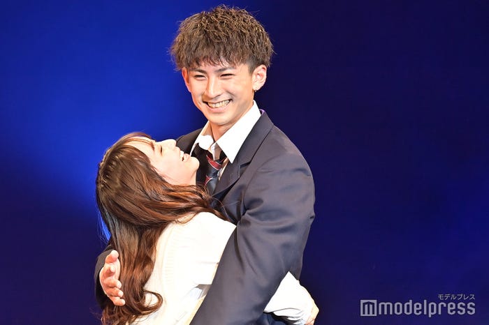 重川茉弥、まえだしゅん(前田俊) (C)モデルプレス