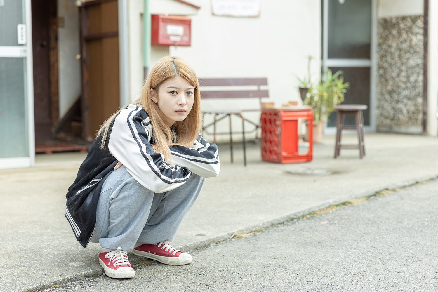 馬場ふみか、主演映画でやさぐれフリーター役 東出昌大・倉悠貴ら共演者発表＜コーポ・ア・コーポ＞