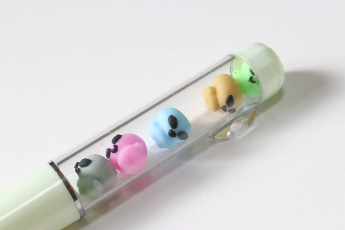 ボールペン（つみかさね、F）　デザイン