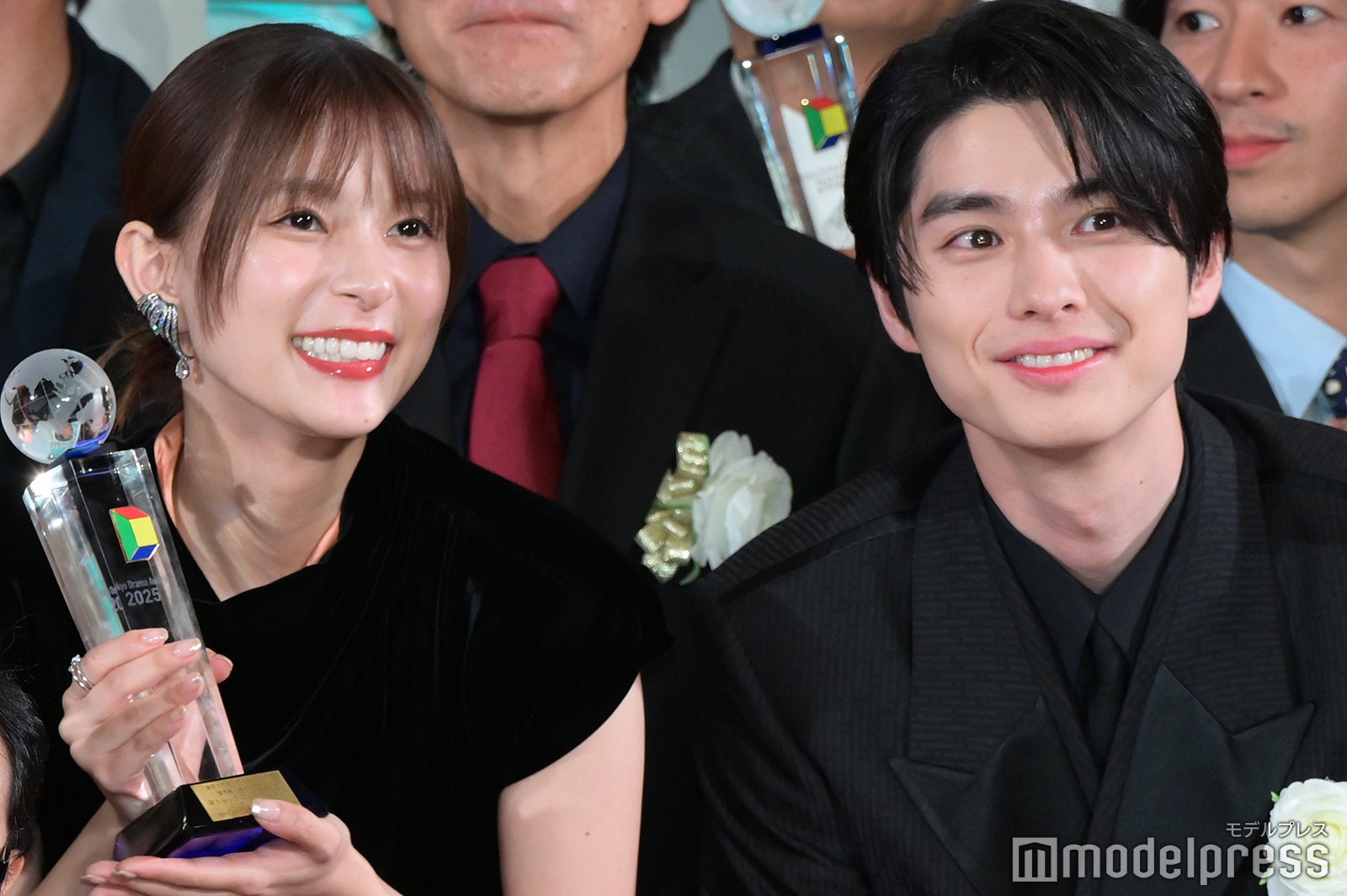 本田響矢、芳根京子からの「問題ありますか？」質問に照れ回答「めおと日和」が作品賞受賞【東京ドラマアウォード2025】