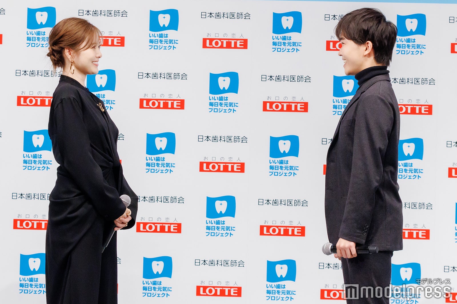 白石麻衣、鈴木福（C）モデルプレス