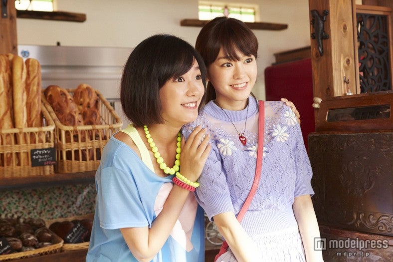 シースルーのセクシーなトップス／（C）2015『恋する◆ヴァンパイア』 フィルムパートナーズ