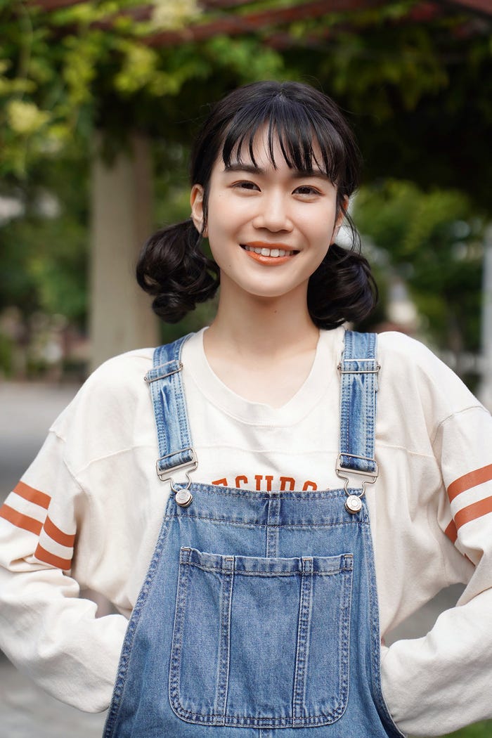 栗林藍希(C)エイベックス通信放送/とろける夜製作委員会