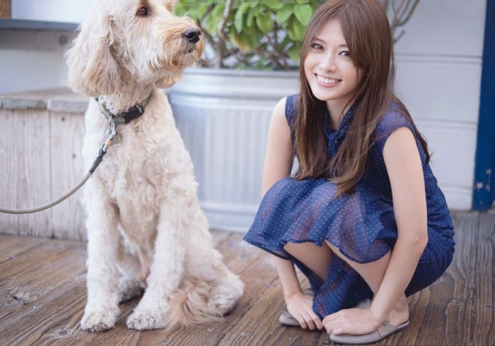 白石麻衣2ndソロ写真集『パスポート』(2月7日発売)/画像提供:講談社