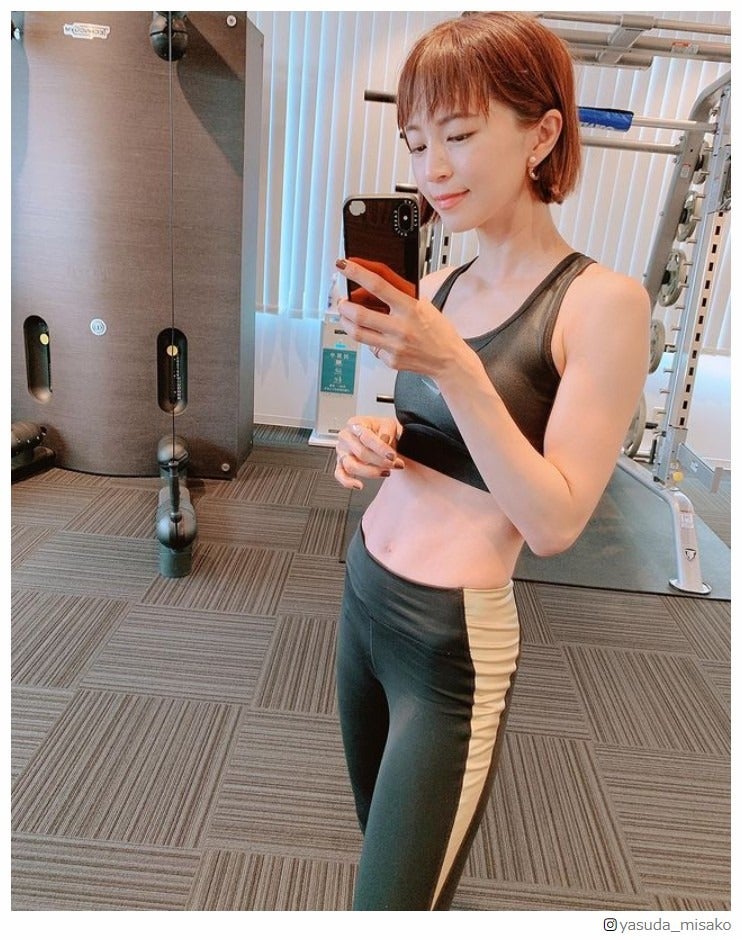 安田美沙子、引き締まった美腹筋公開「努力の賜物」「すごい」と絶賛の声
