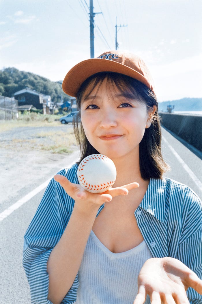 工藤美桜1st写真集『KIMINOMIO』より(提供写真)