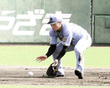 阪神・高寺 堂々遊撃スタメン 藤川監督コンバート明言一夜明け守備機会8度「やるからには責任を持ってやるだけ」