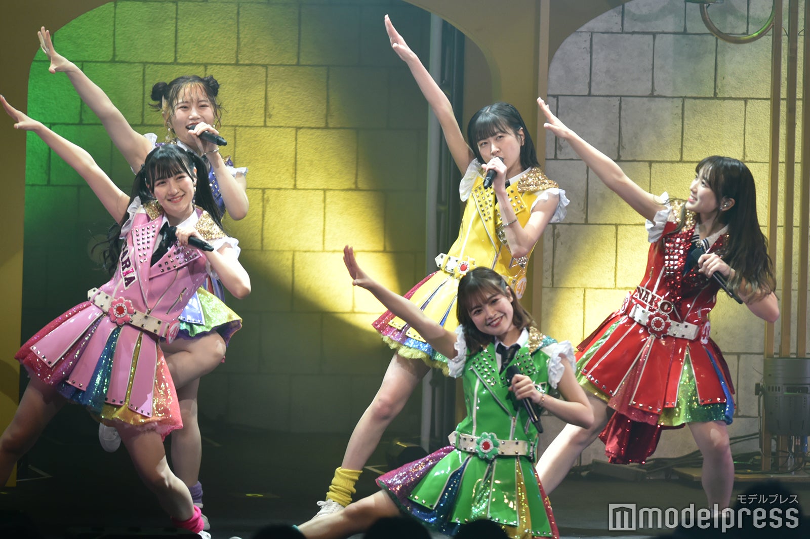 HKT48今村麻莉愛、秋吉優花、松岡はな、本村碧唯、矢吹奈子「矢吹奈子 卒業コンサート〜未来への翼〜」（C）モデルプレス