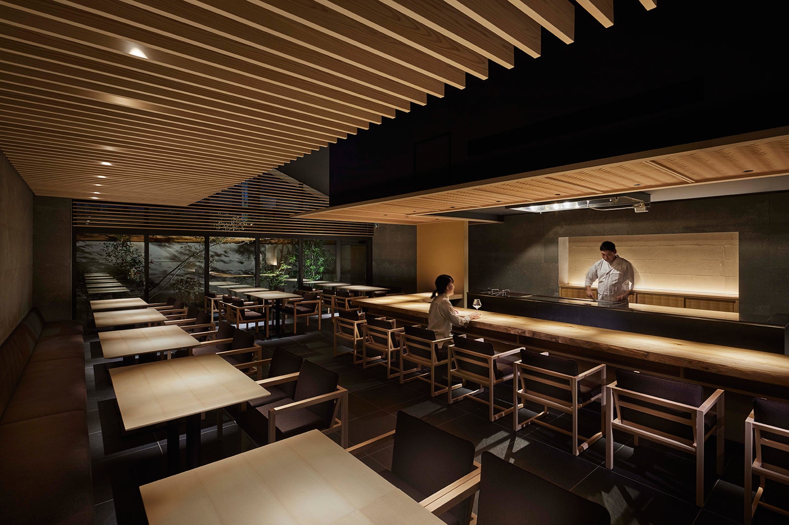 和食レストラン「夏下冬上」（かかとうじょう） ONSEN RYOKAN 由縁 新宿／画像提供：UDS