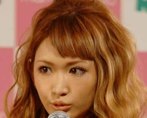 ダルビッシュ紗栄子、東原亜希、宮崎で募金活動に参加
